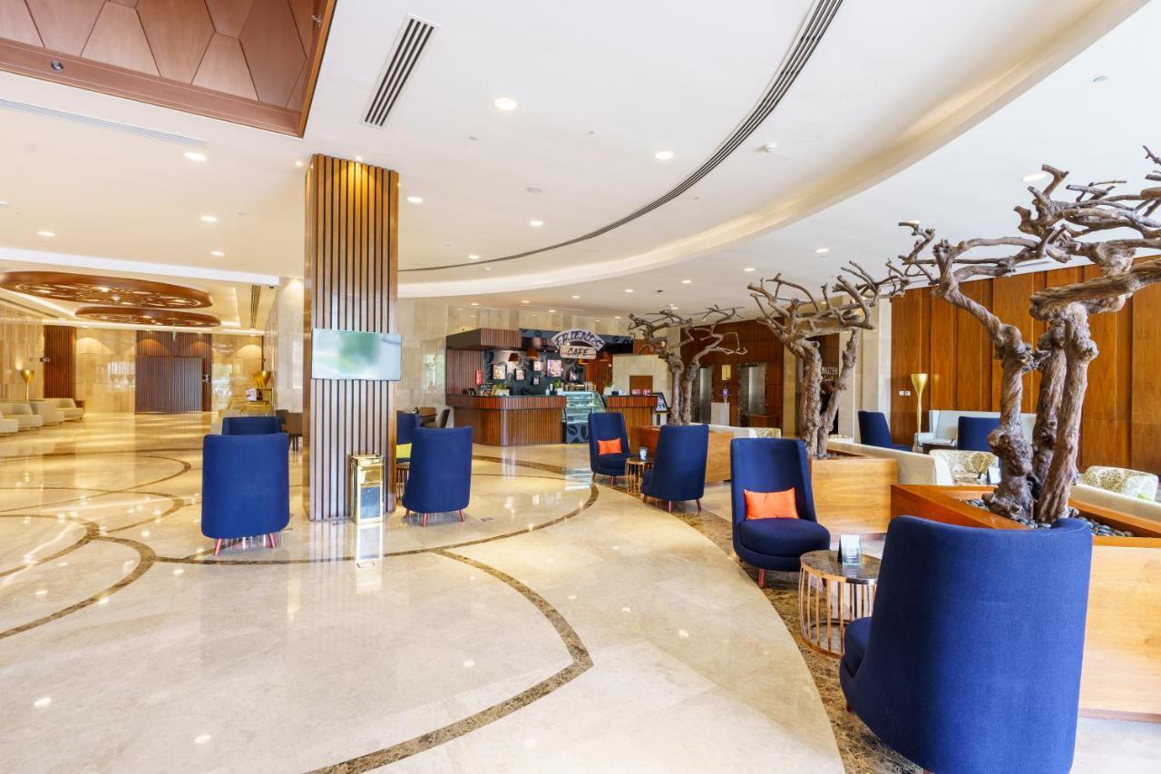 Radisson Hotel Muscat Panorama Ngoại thất bức ảnh